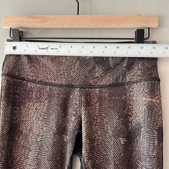 Lululemon Wunder Under Luon Leggings - Size 6 - Picture 8 of 13